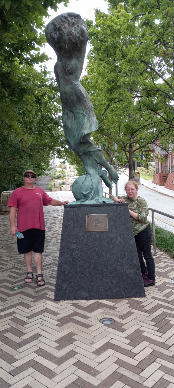 Puzzling Adventures near Riverside Park
